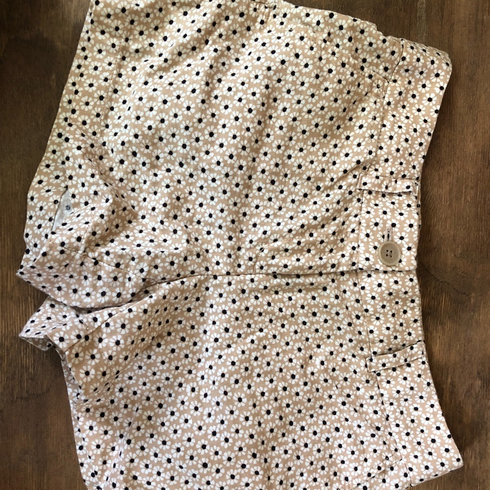 Loft Flower Shorts